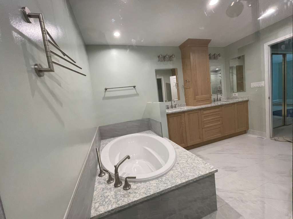 bathroom43